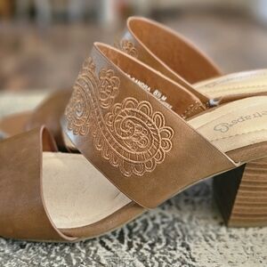 Brown Embroidered Women's Sandals